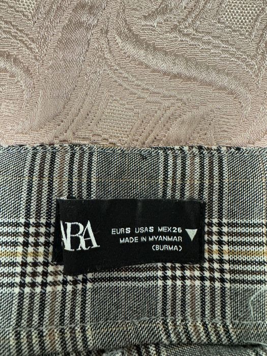Кариран панталон Zara