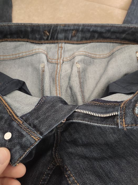 Продам женские Джинсы