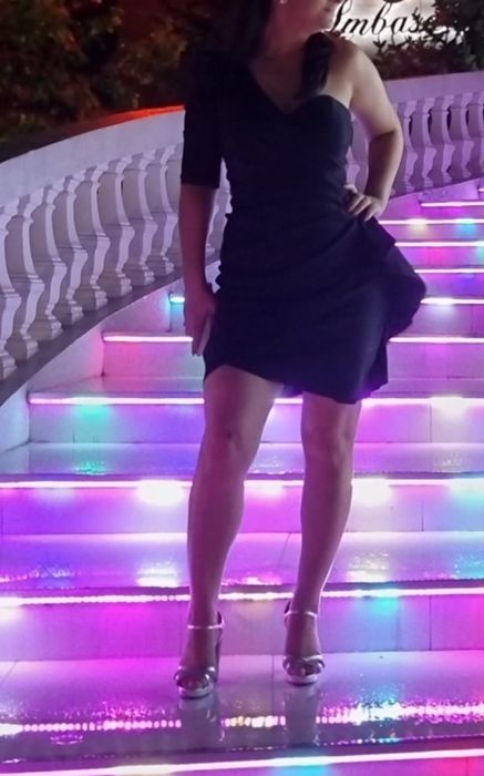 Rochie midi de ocazie