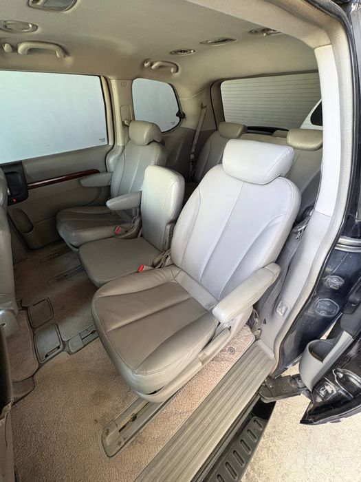 Kia carnival sotiladi yili 2007
