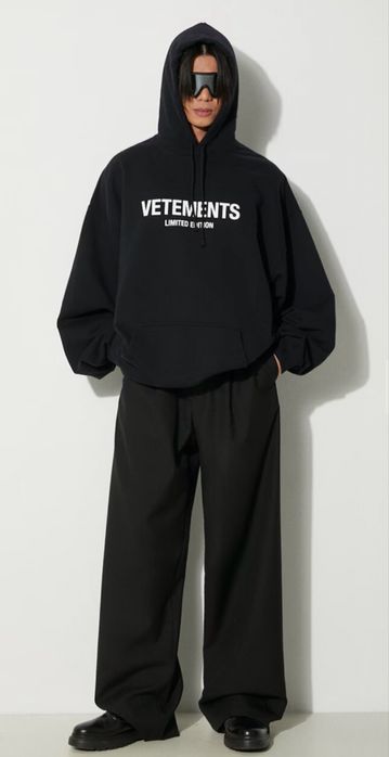 Суичър VETEMENTS Limited Edition Logo