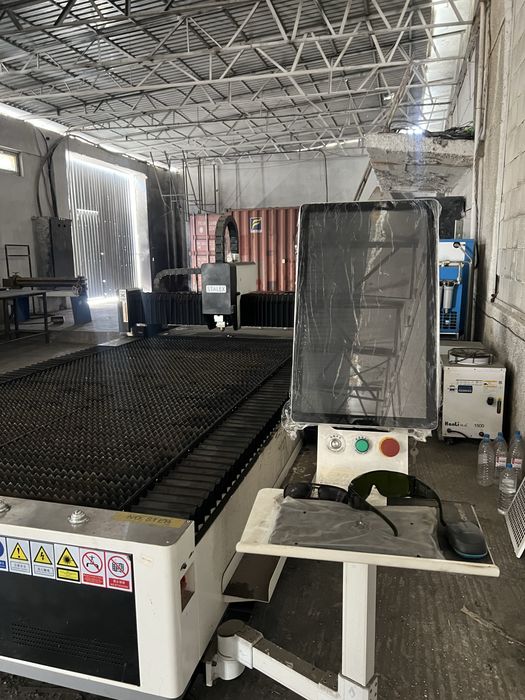 STALEX CNC Fiber lazer metall kesish stanogi 1500×3000