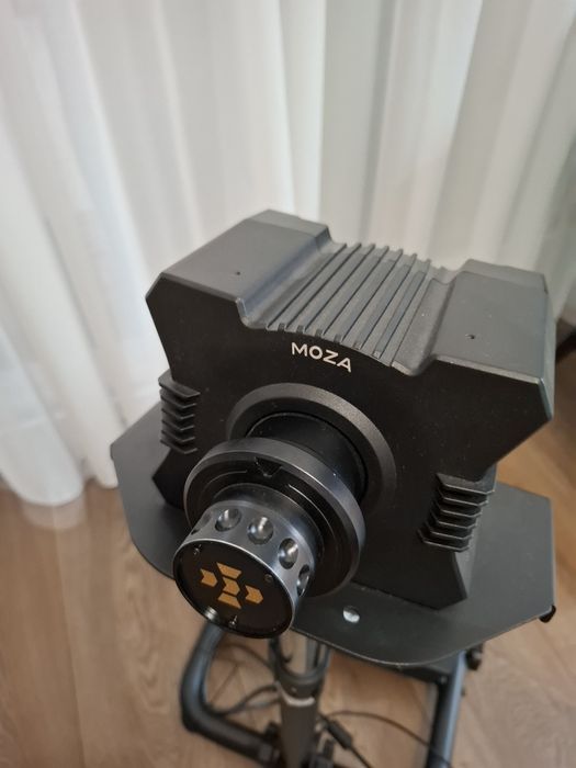 Volan gaming Moza r5
