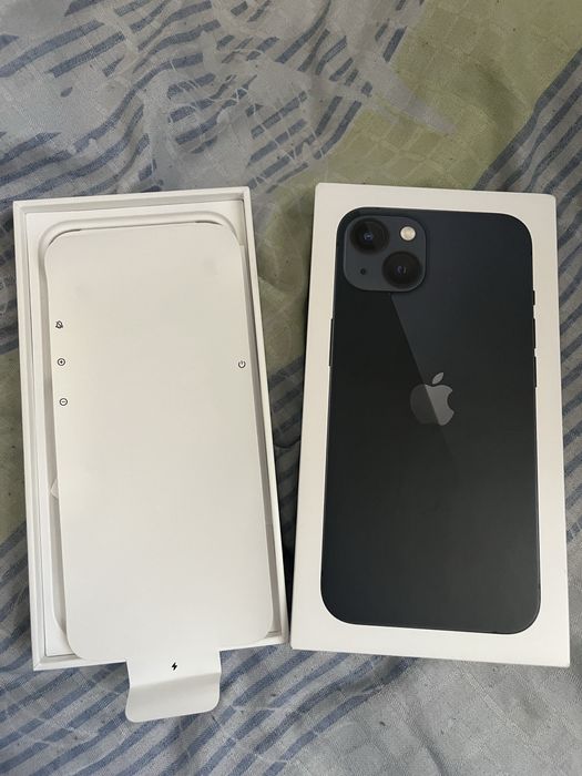 Айфон 13 сотилади идеал холатда