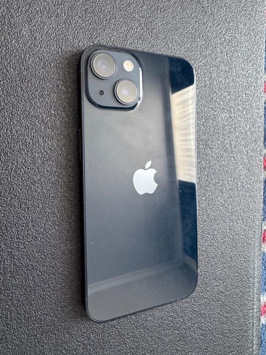 Айфон 13 128 Заблокированный торг есть