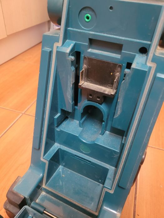 Boxa de santier makita bmr100