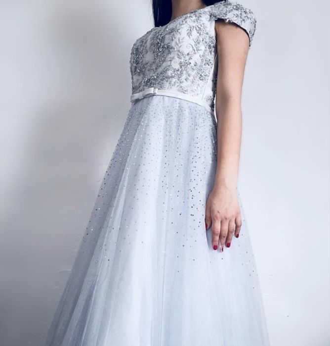 Вечерние платья все по 5000тг