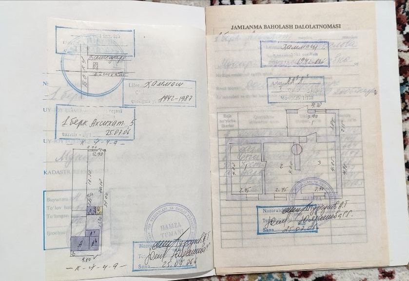 Продаётся дом в шумиловский городок 2 сотки земли за сотку 17.500$