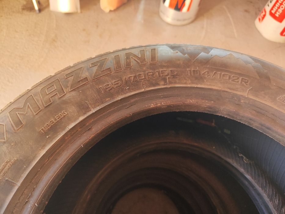 Комплект зимних шин