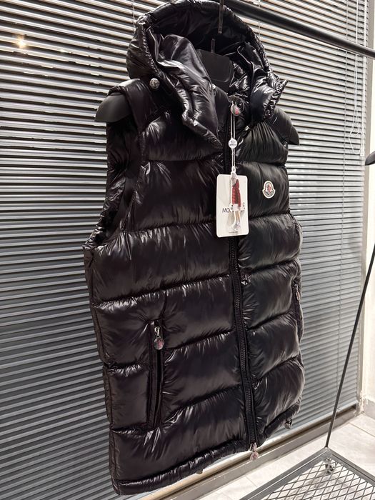 Vesta M.o.n.c.l.e.r - premium cu NFC