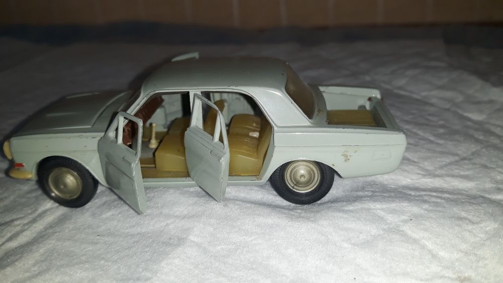 Продам модель Волга Газ 24