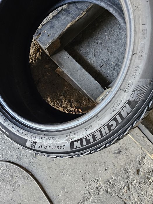 2 anvelope iarna 245 45 17 Michelin 2022