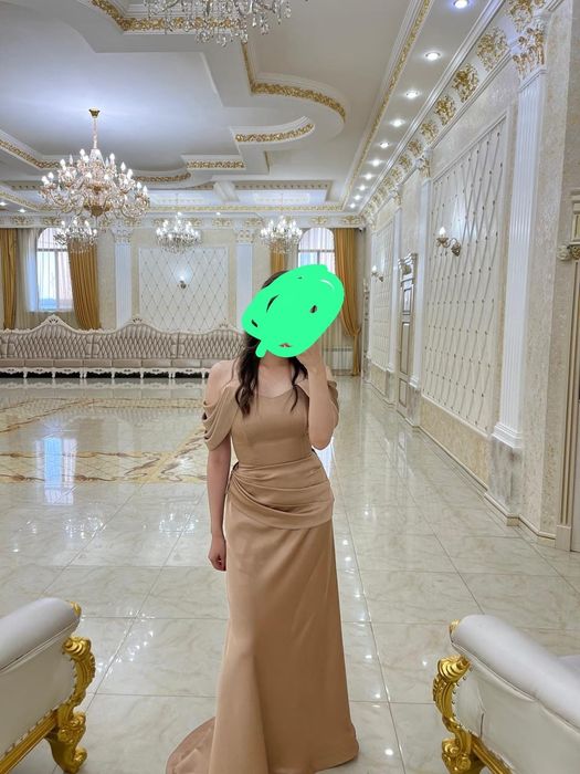 Продам выпускное платье