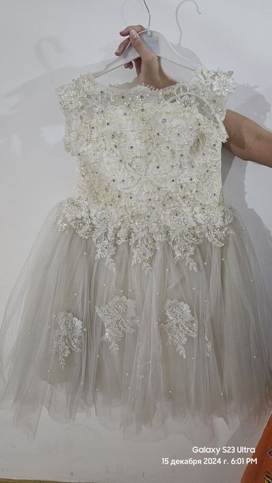 Продам платья бальное