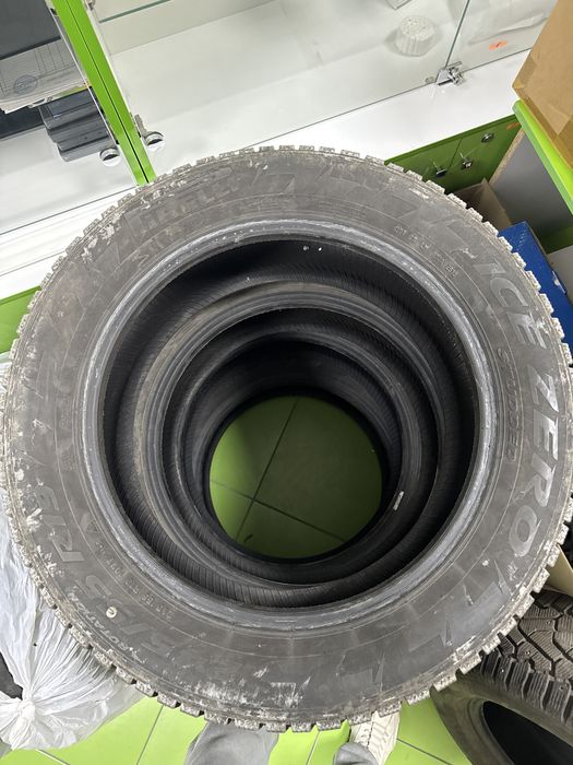 Pirelli ice zero 245/55/19