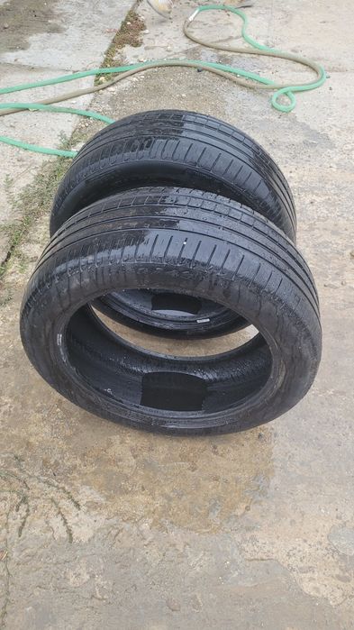 Vind anvelope vara 245 45 r18 în stare buna 200 lei amândouă
