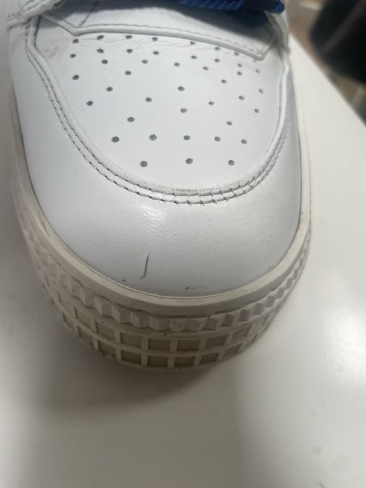 Vand adidasi Off-White