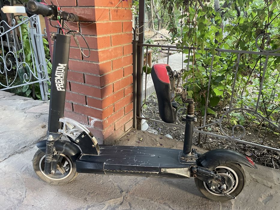 Электросамокат kuggo m4