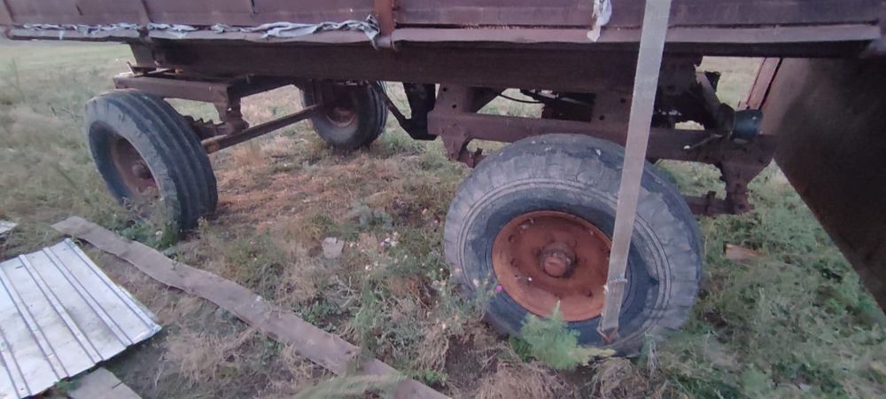Продам самосвальный прицеп
