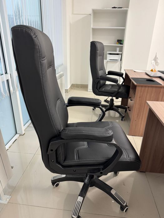 Продам офисную мебель