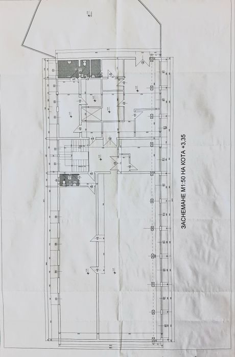 Продава втори етаж от търговски комплекс,магазин текстил 425 м2