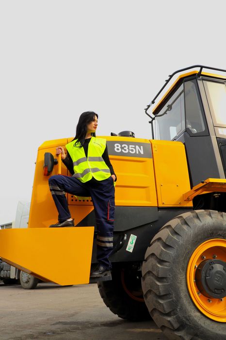 Фронтальный погрузчик 1,8 куб В лизинг на 3 года, 9,8 млн в месяц!