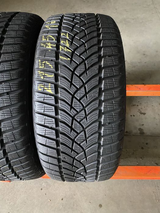 Anvelope iarna 215/45/16 Goodyear Ultra Grip Performance 215 45 16 R16