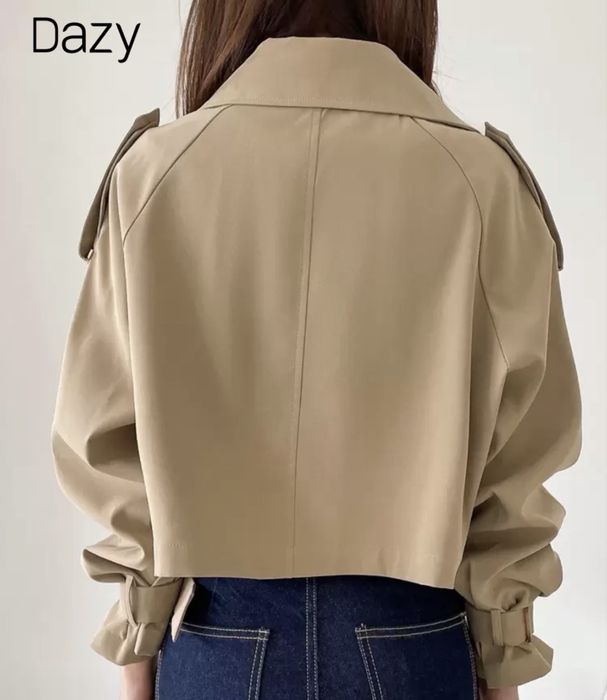 Пролетно тънко яке