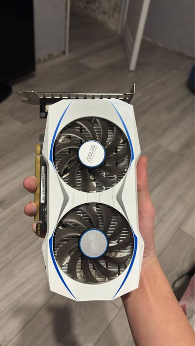 Видеокарта RX 460 на 2 gb