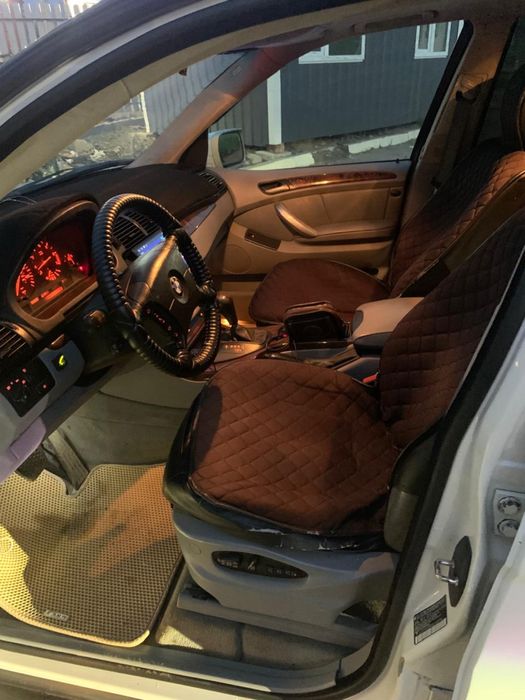 Продам BMW X5 E53 2003год