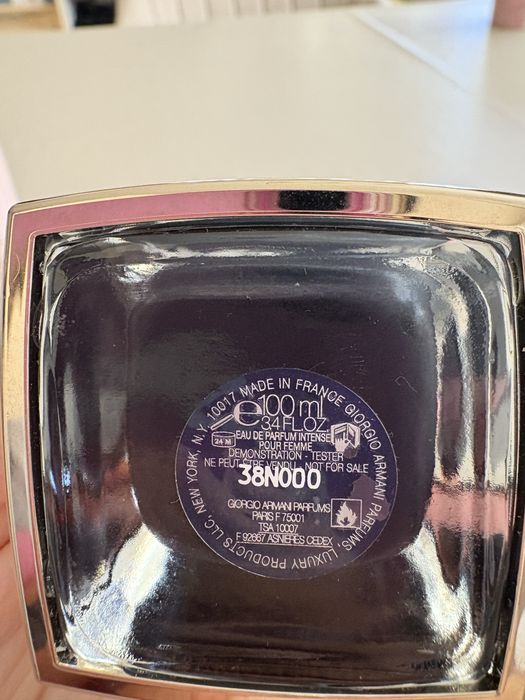 Дамски парфюми Giorgio Armani