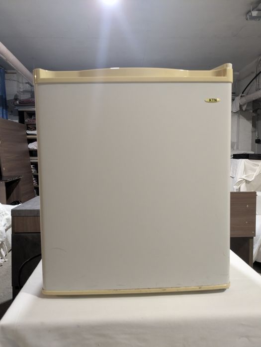 Минибар безкомпресорен