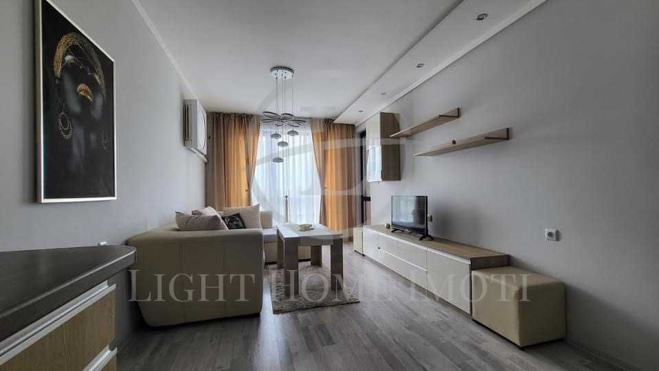 Продава се Двустаен апартамент в Пловдив, Кючук Париж - 67 кв.м за 1792 €/кв.м - Снимка #1