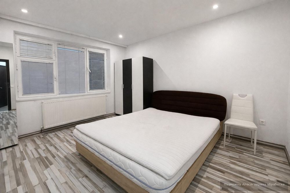 Дава се под наем Тристаен апартамент в Варна, Левски - 120 кв.м за 800 € - Снимка #8