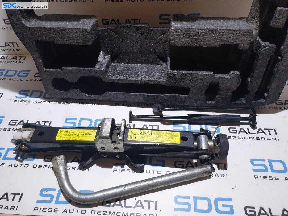 Trusa Suport Spuma Cric Cheie Roti Audi A5 2008 - 2017 Cod 8T0012109A 8K0011031G