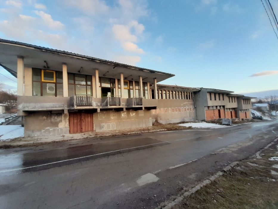 Продава/отдава ресторант/сладкарница