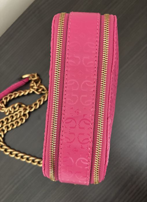 дамска чанта guess