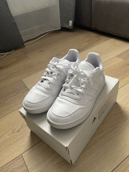 Addidas albi marimea 36.5