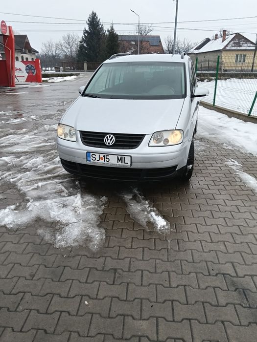 De vanzare w touran 2005