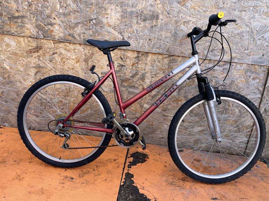 Bicicleta cadru dama trojan roti 26”