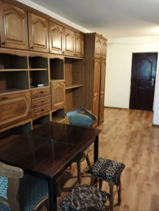 Închiriez garsonieră, Dragoș Vodă 6B, Baia Mare