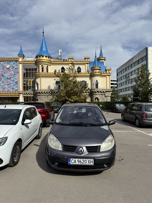 Продавам Renault Scenic II 1. 6 бензин/газ, 2004 г. и газова Lovato, нова бутилка, нов акумулатор 09/2026