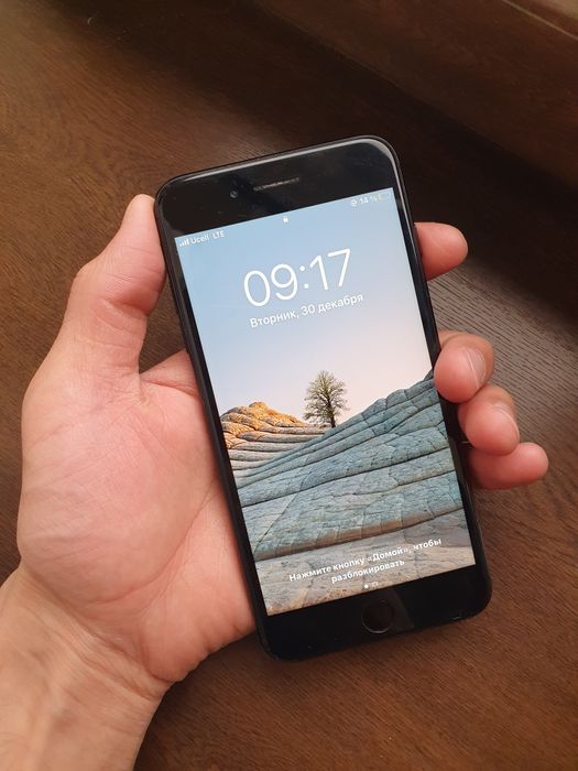 IPhone 7 Plus 128Gb продам