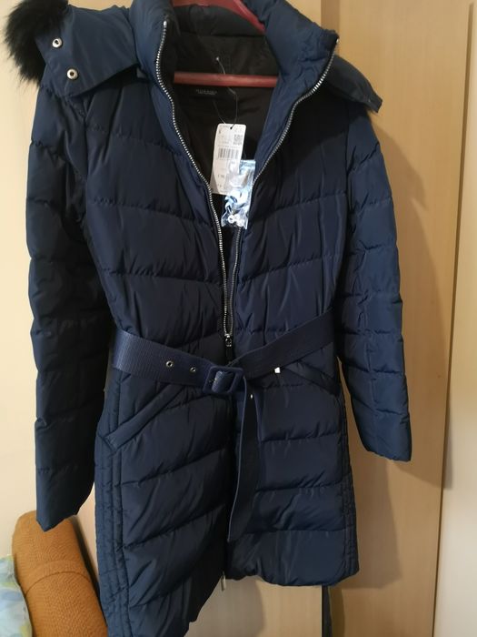 Продавам зимни якета, нови неизползвани .. Оригинални