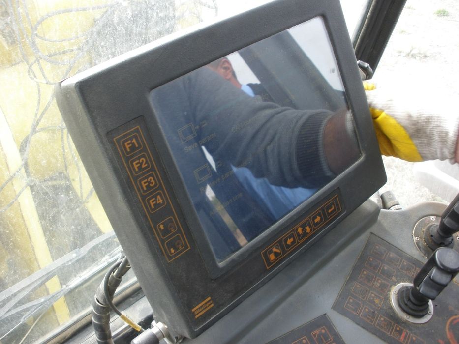Самосвал Atlas Copco  техника