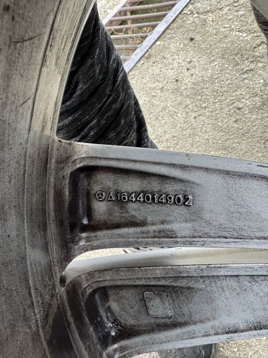 Jante Gama Mercedes R20 Borbet