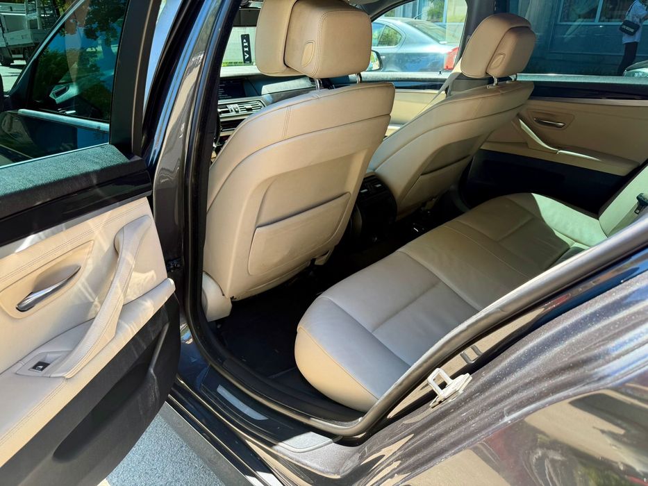 Bmw 520d 2011 2.0 diesel manual navi mare led