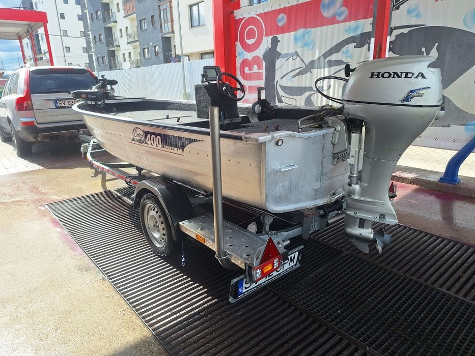 Barca aluminiu linder sportsmen 400