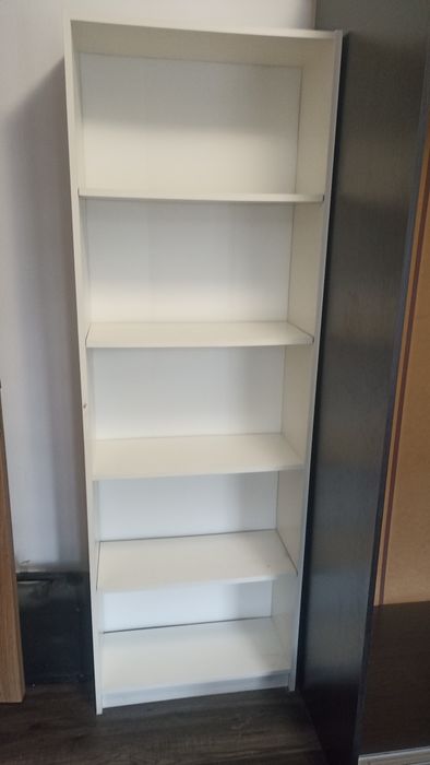 Библиотека IKEA GERSBY