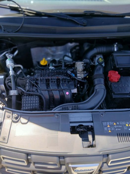 Proprietar, vand Dacia Sandero, an fabricatie august 2019. O vand deoarece detin doua masini in familie si una dintre ele trebuie sa plece.